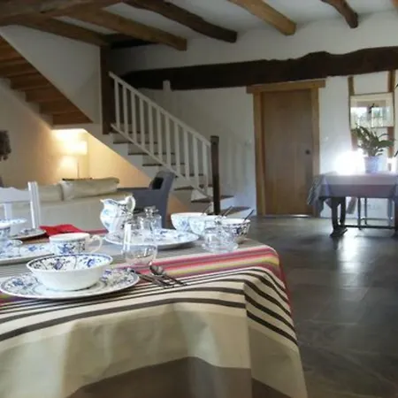 Maison Anderetea 3*